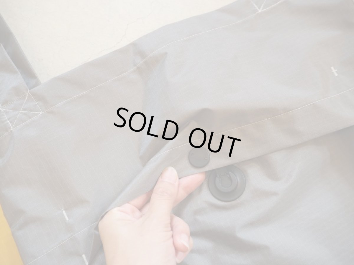 画像3: A.D.A.N NYLON BAG GREY (3)