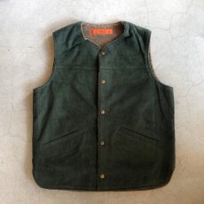 画像1: GOWEST  BOA RANCH VEST/CORDUROY×BOA(GREEN) (1)