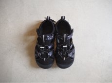 画像2: 【-for Kid's-】 KEEN×THE PARK SHOP “Seacamp II CNX” (2)