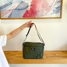 画像1: BAG'n'NOUN POCHETTE ULTRALIGHT (OLIVE) (1)