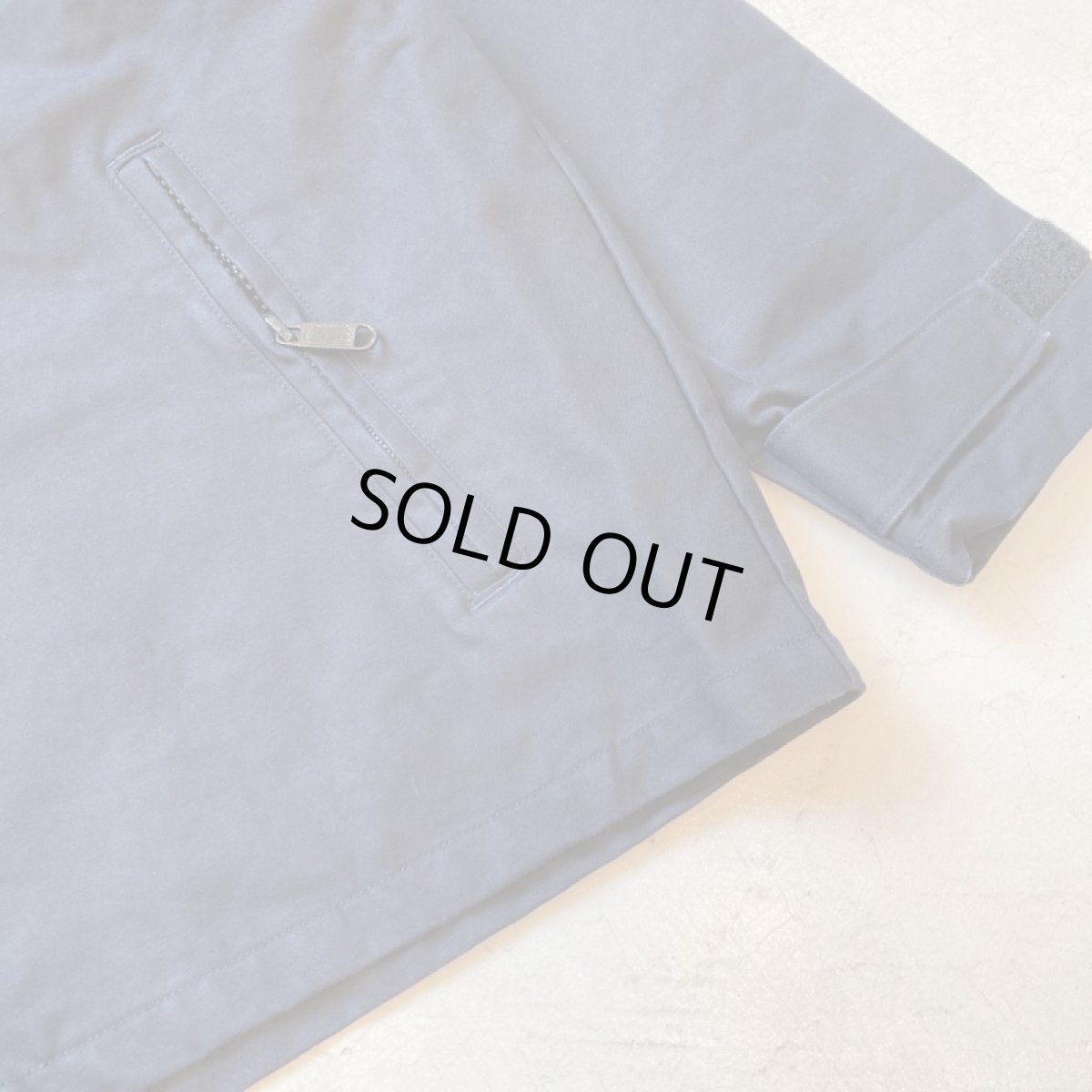 画像4: 【2色展開】-NECESSARY or UNNECESSARY- FLIGHT TOP (4)