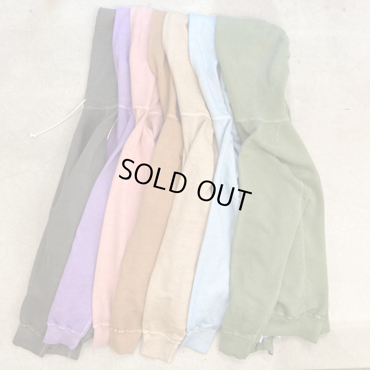 画像2: 【7色展開】-Good On-Pigment Dye  L/S RAGLAN PULLOVER HOOD SWEAT  (2)