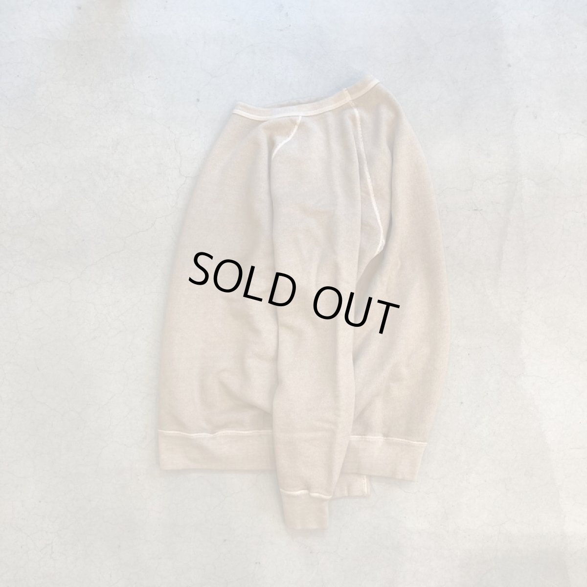 画像4: 【3色展開】-Good On-Pigment Dye  L/S RAGLAN SWEAT  (4)