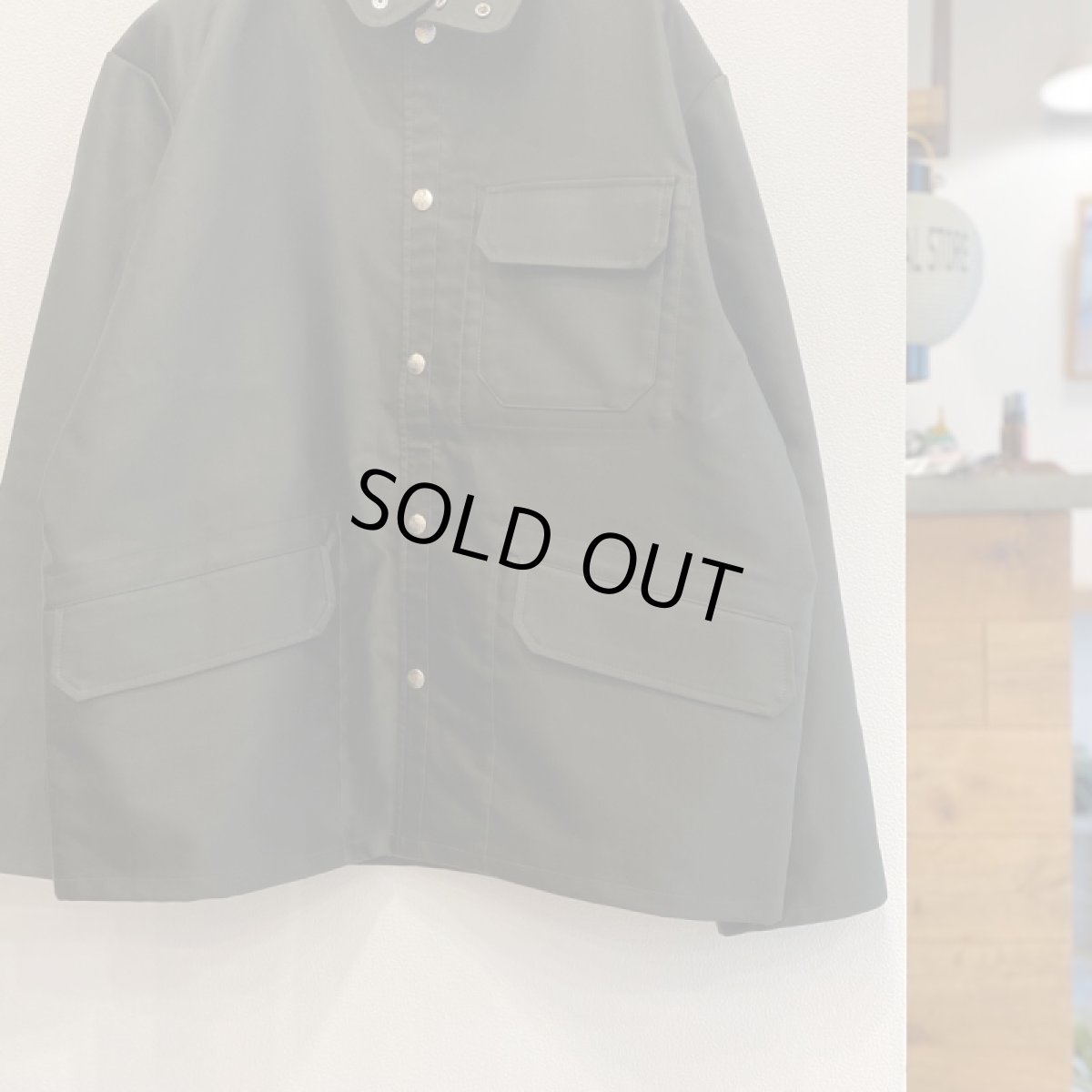 画像10: 【２色展開】-NECESSARY or UNNECESSARY- NECK TOP (10)