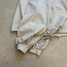 画像9: 【3色展開】euphoric' Drawstring Hem Pullover (9)