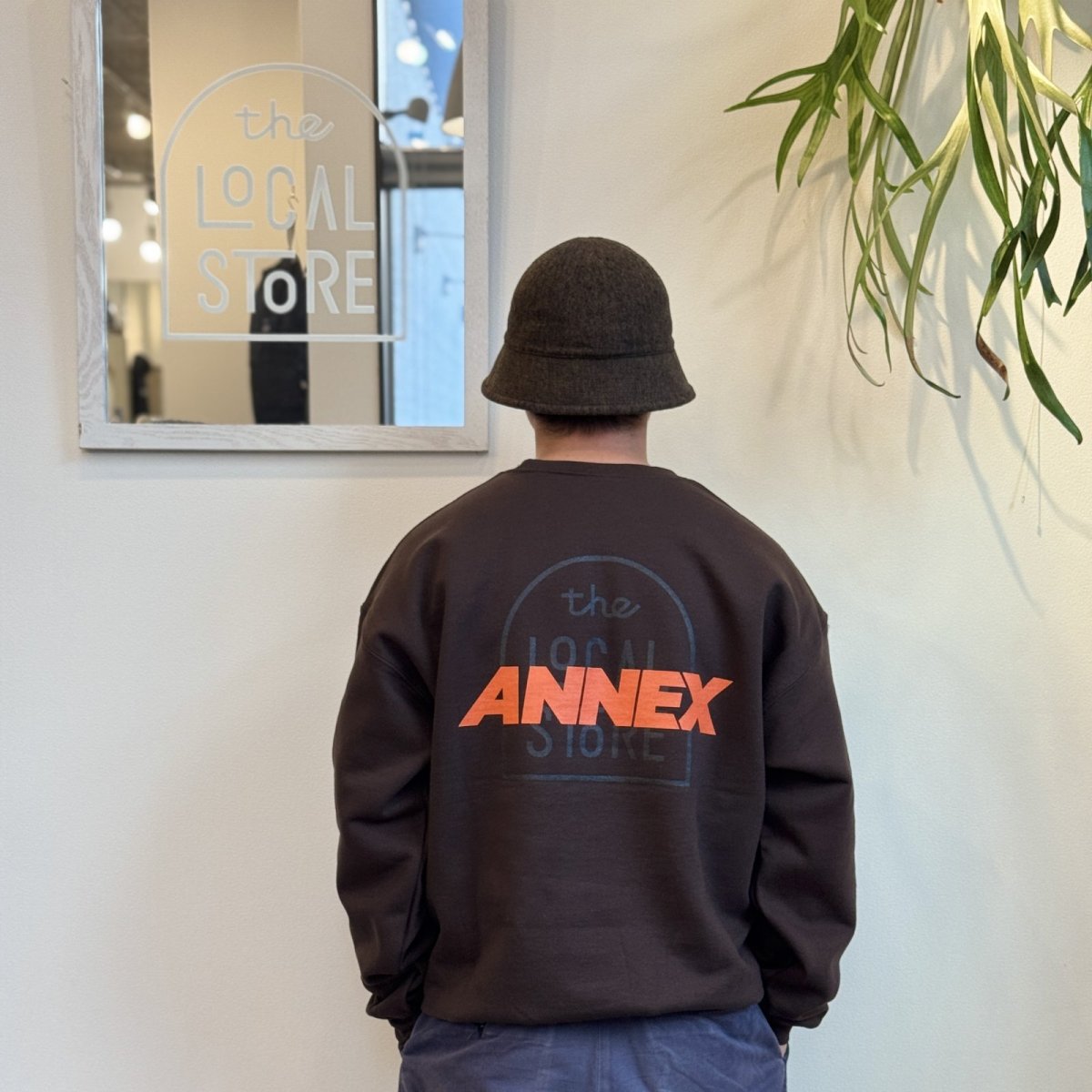 画像17: 【t.L.s Souvenir】the LOCAL STORE ANNEX Reflector LOGO CREW SWEAT (17)