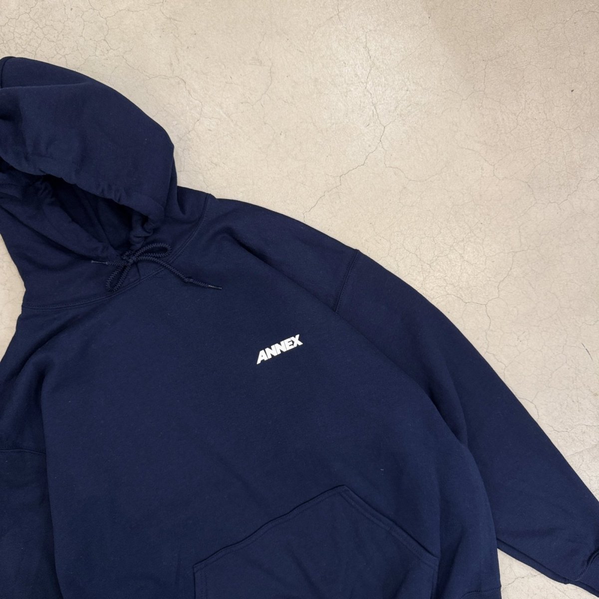 画像2: 【t.L.s Souvenir】the LOCAL STORE ANNEX Reflector LOGO CREW SWEAT PARKA (2)