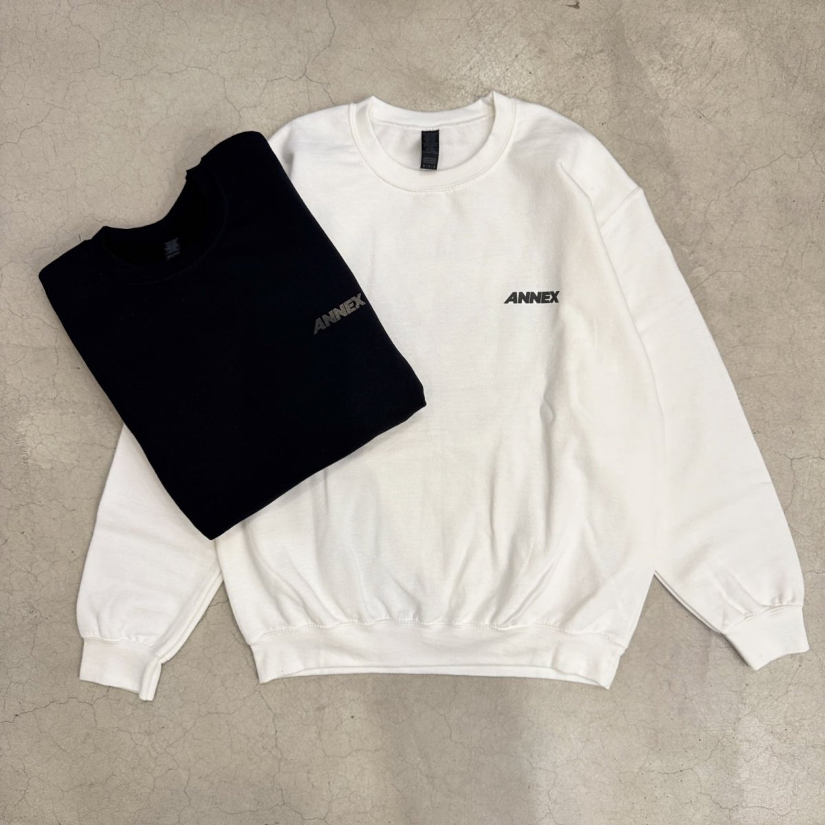 画像9: 【t.L.s Souvenir】"SPECIAL" the LOCAL STORE ANNEX ALL Reflector LOGO CREW SWEAT (9)