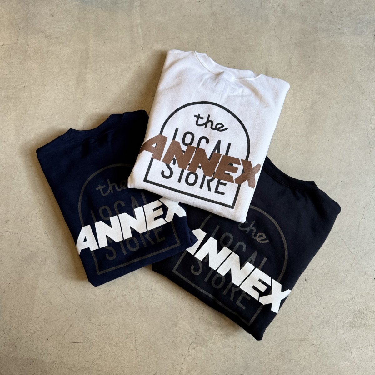 画像2: 【t.L.s Souvenir】the LOCAL STORE ANNEX Reflector LOGO CREW SWEAT (2)