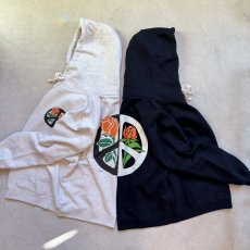画像3: -HAVE A GRATEFUL DAY- HOODIE SWEATSHIRT "BLOOMING PEACE" (3)