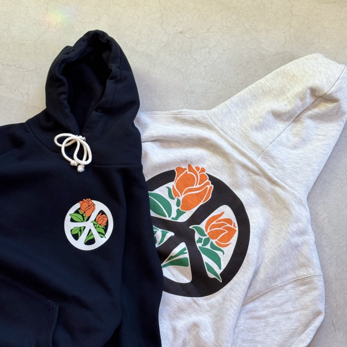 画像1: -HAVE A GRATEFUL DAY- HOODIE SWEATSHIRT "BLOOMING PEACE" (1)
