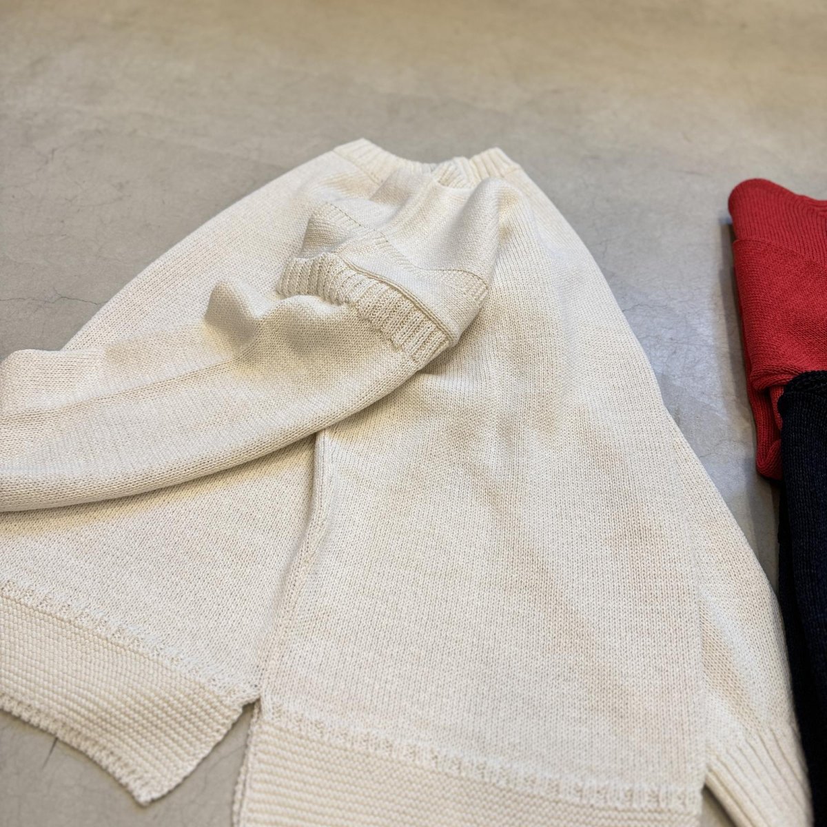 画像9: -N.O.U.N(Necessary or Unnecessary)- GUERNSEY (9)