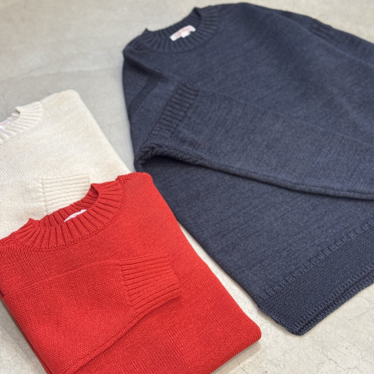 画像4: -N.O.U.N(Necessary or Unnecessary)- GUERNSEY (4)