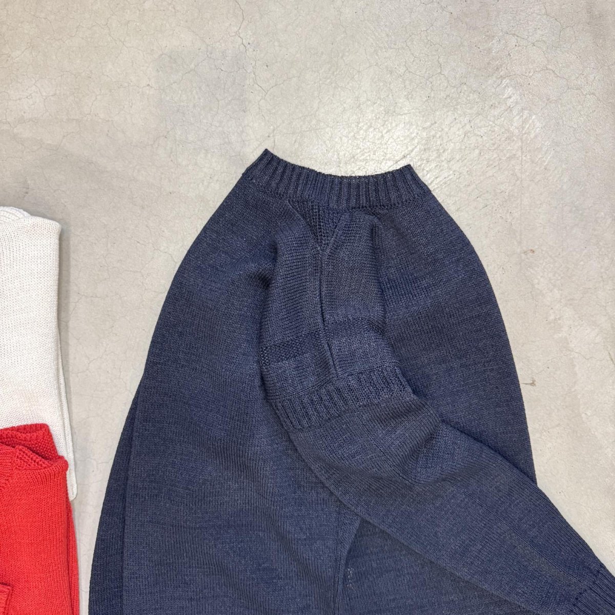 画像2: -N.O.U.N(Necessary or Unnecessary)- GUERNSEY (2)