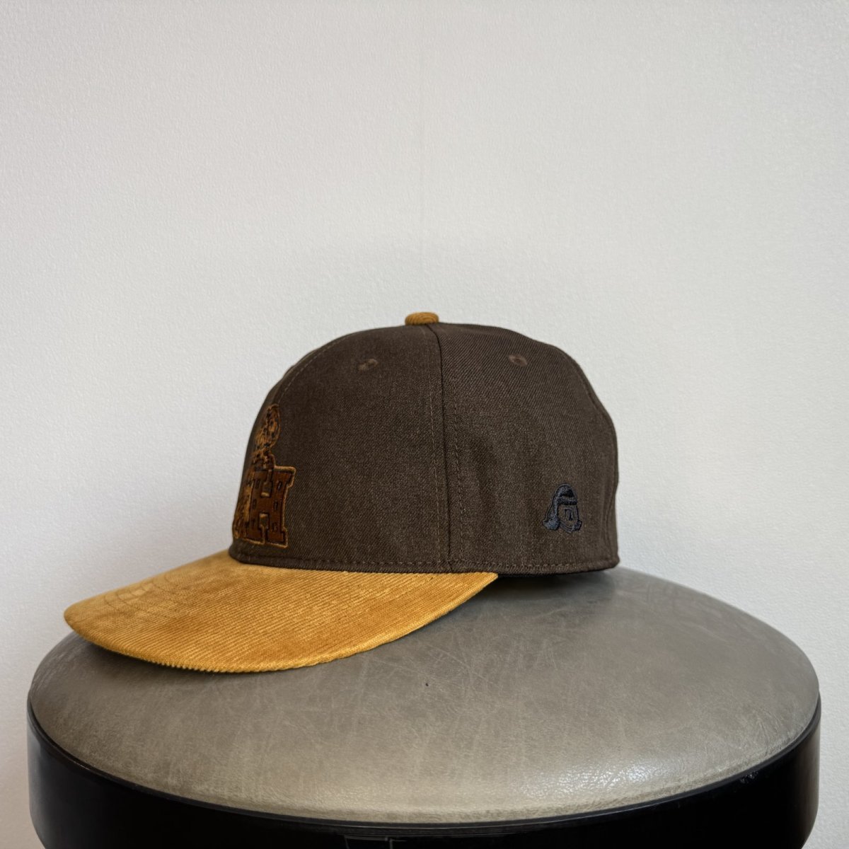 画像3: TACOMA FUJI RECORDS -HOT DOG VNTG LOGO CAP- BROWN (3)