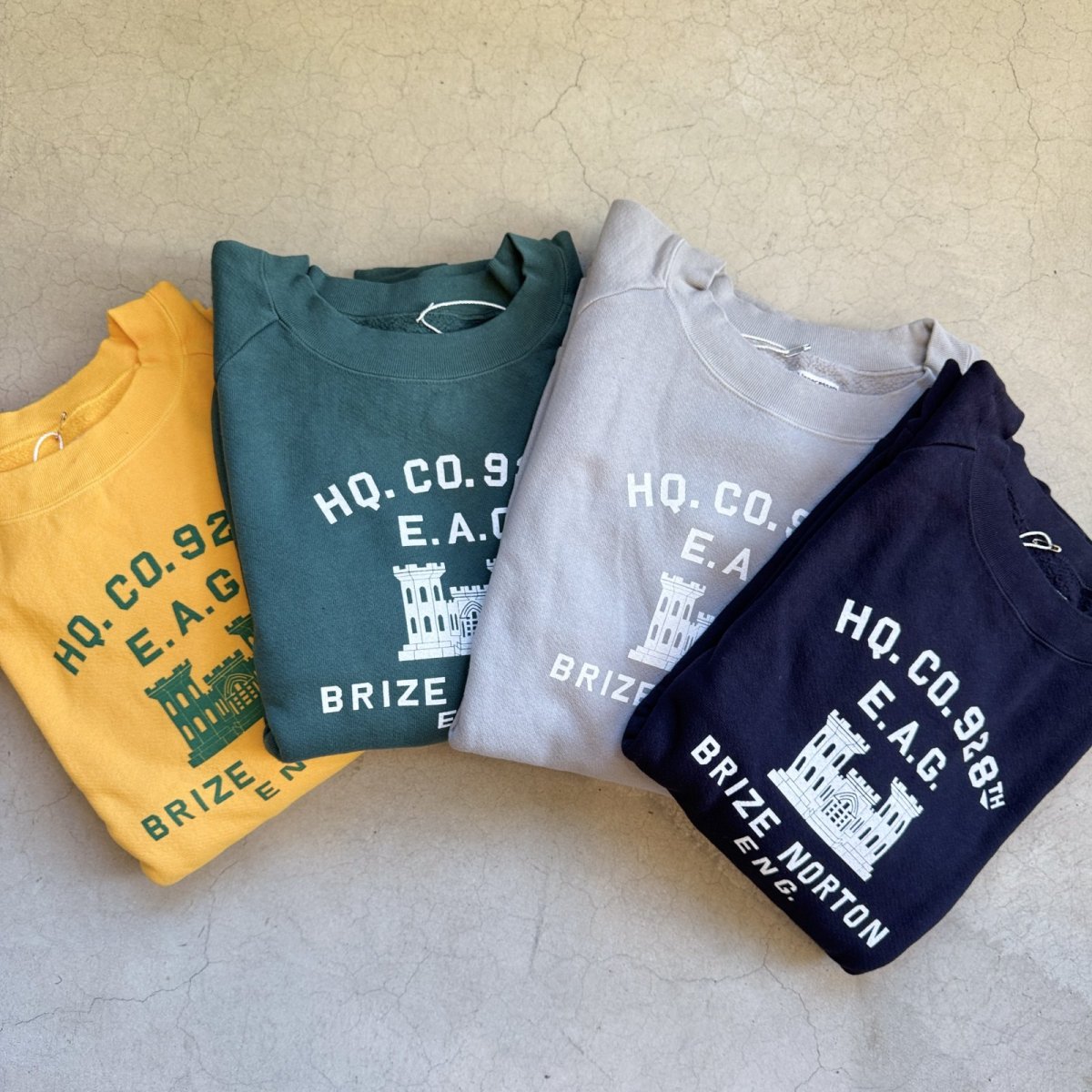 画像1: 【4色展開】-NECESSARY OR UNNECESSARY- HOT MAC RAGLAN “P” (1)